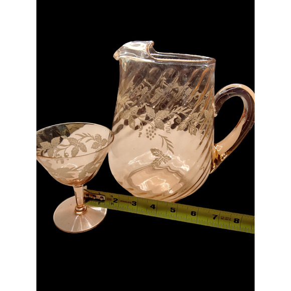 Pink Depression Glass Pitcher with 1 Glass Etched Grapes - Picture 5 of 5
